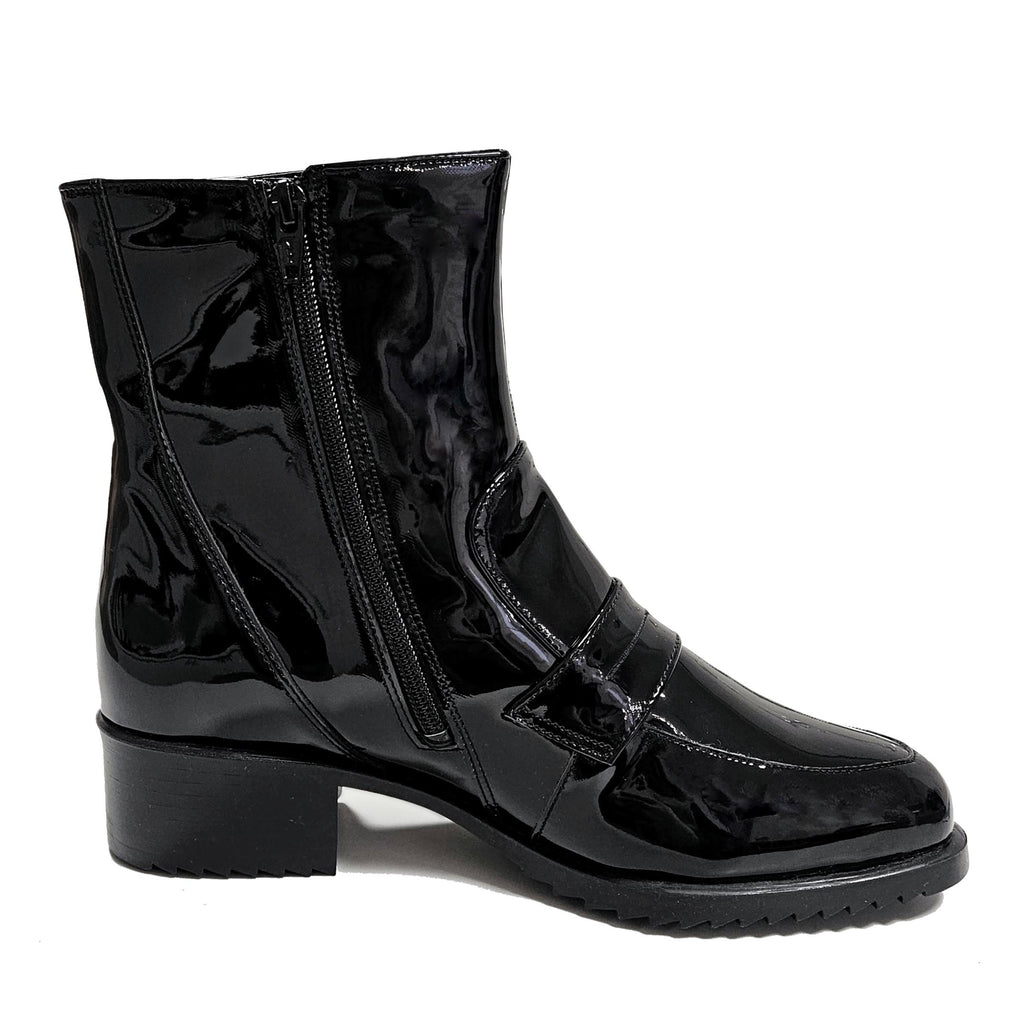 Palmroth ankle boot black patent