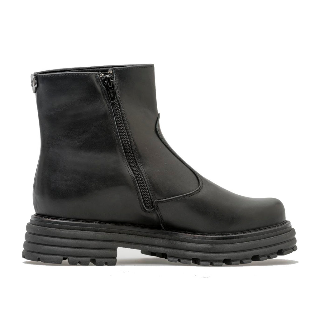 Ines ankle boot black waterproof leather