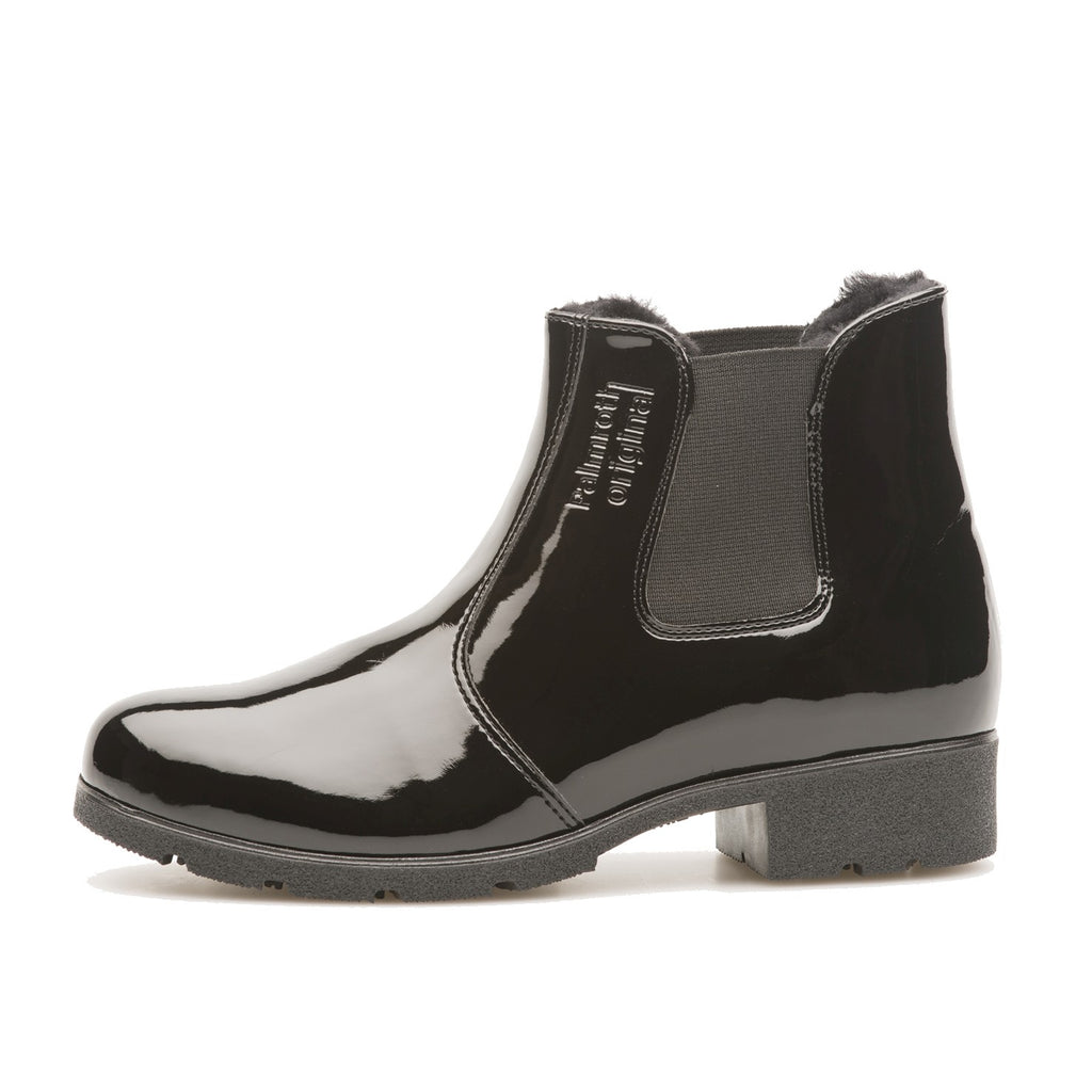 Palmroth chelsea boots black patent
